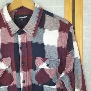 Men's Buffalo Plaid Shirt Long Sleeves Casual Button Up Size Large Blue Burgundy